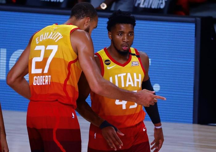 江苏队众将火力全开,成功击败强敌赢得胜利 江苏队众将火力全开,成功击败强敌赢得胜利