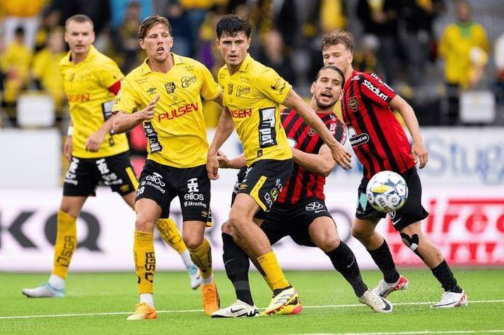 包含马尔默客场挫败劲敌,取得关键胜利的词条 包含马尔默客场挫败劲敌,取得关键胜利的词条