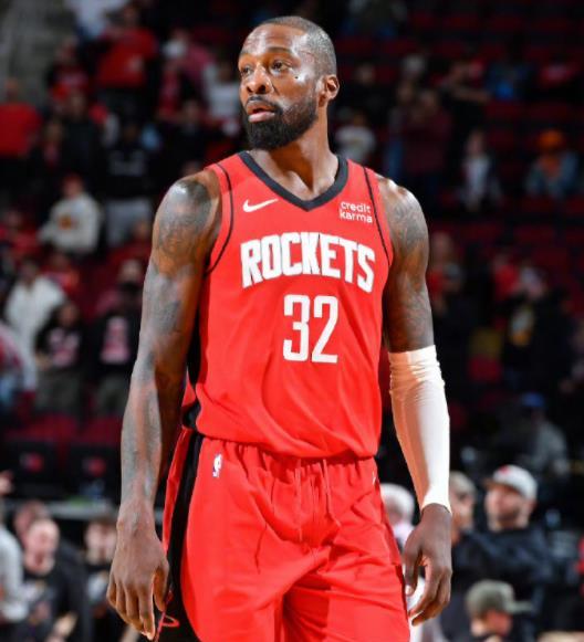 关于辽宁火箭队表现出色,取得连胜势头的信息 关于辽宁火箭队表现出色,取得连胜势头的信息