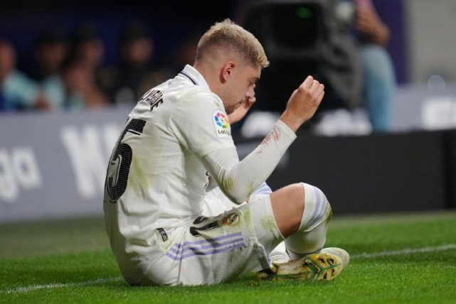 秘鲁强势尤文,罗德里戈三分雨点燃全场 秘鲁强势尤文,罗德里戈三分雨点燃全场