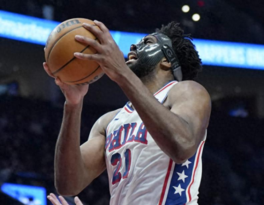 76人遭76ers横扫，恩比德55分一鸣惊人