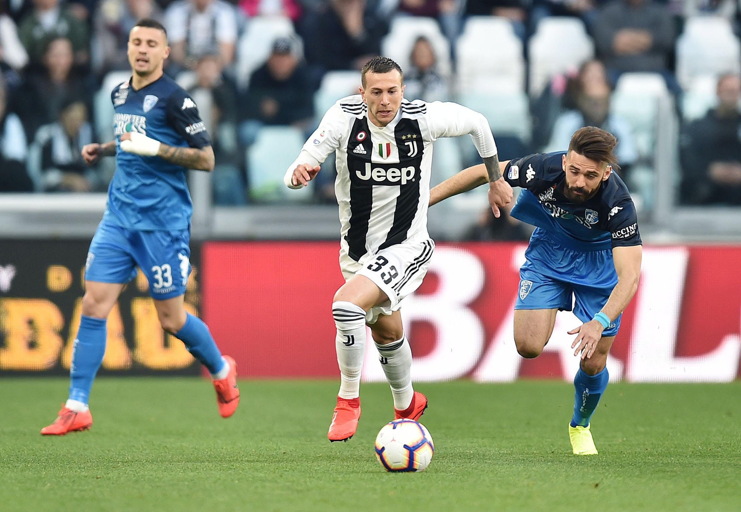 尤文图斯客场4-0大胜恩波利,C罗梅开二度助攻帕特里西亚和麦肯尼进球的简单介绍 尤文图斯客场4-0大胜恩波利,C罗梅开二度助攻帕特里西亚和麦肯尼进球的简单介绍