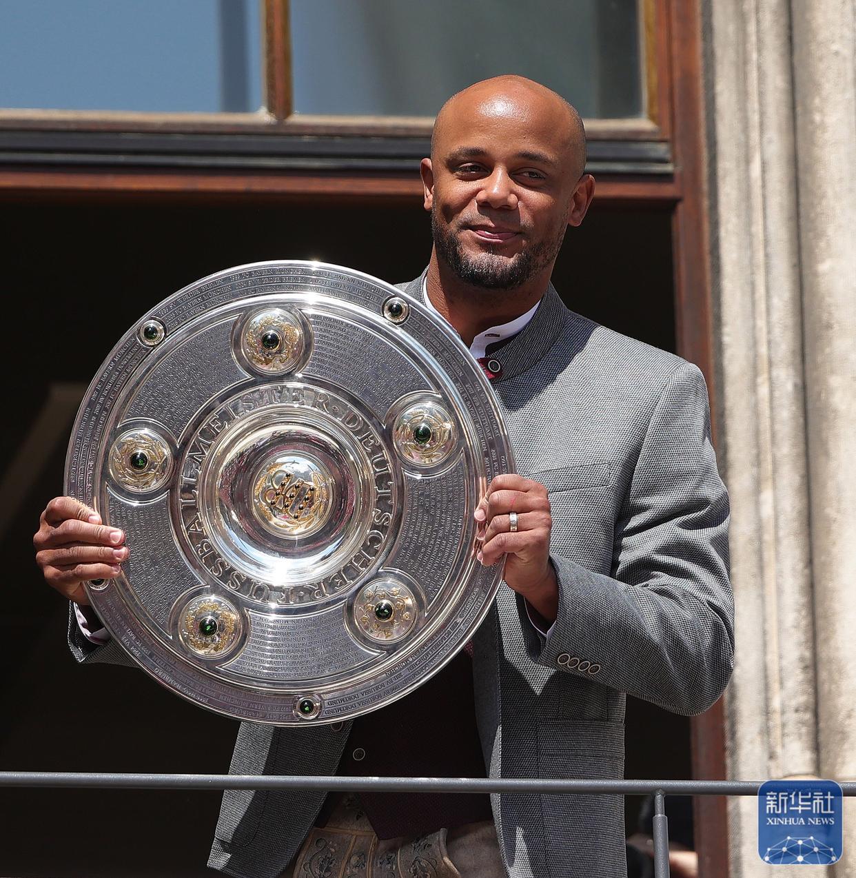 拜仁慕尼黑再次夺得德甲四连冠 拜仁慕尼黑再次夺得德甲四连冠