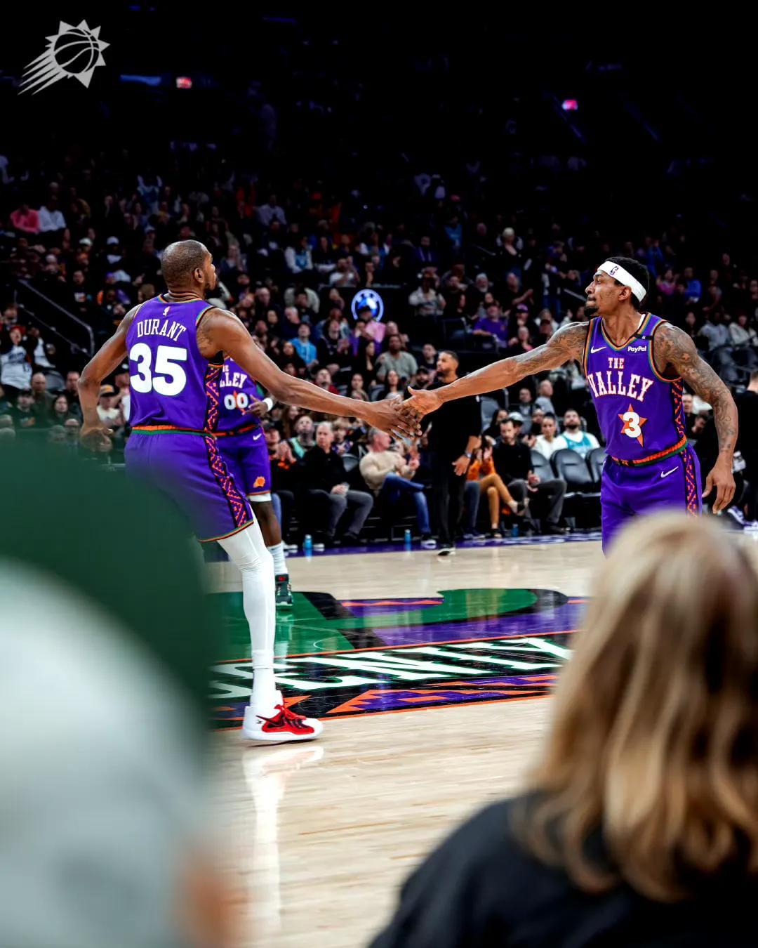 太阳击败马刺，沃顿接手后轻松获胜