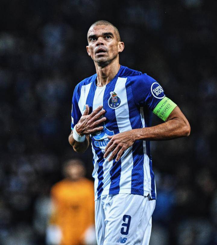 日本队力克葡萄牙队，王皓刷新纪录